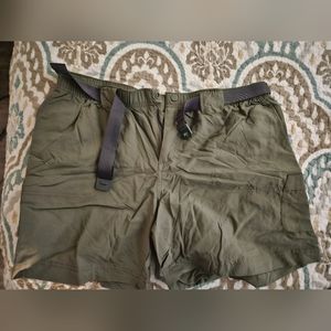 Columbia hiking shorts